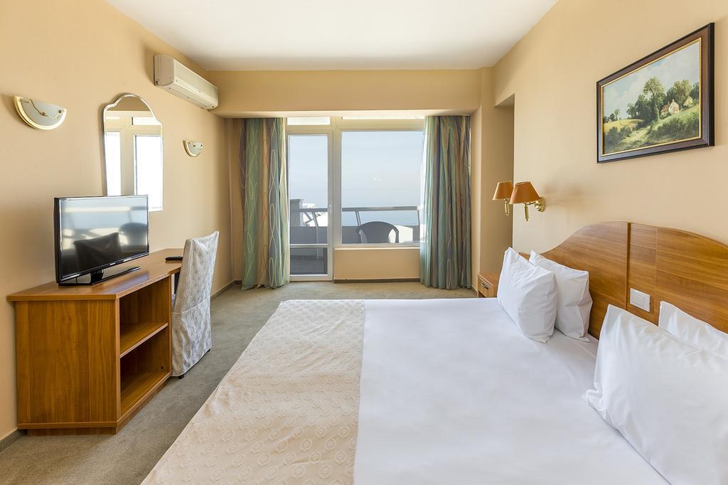 Savoy Hotel 마마이아 외부 사진