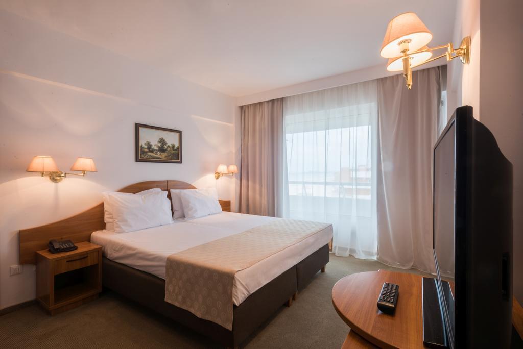 Savoy Hotel 마마이아 외부 사진