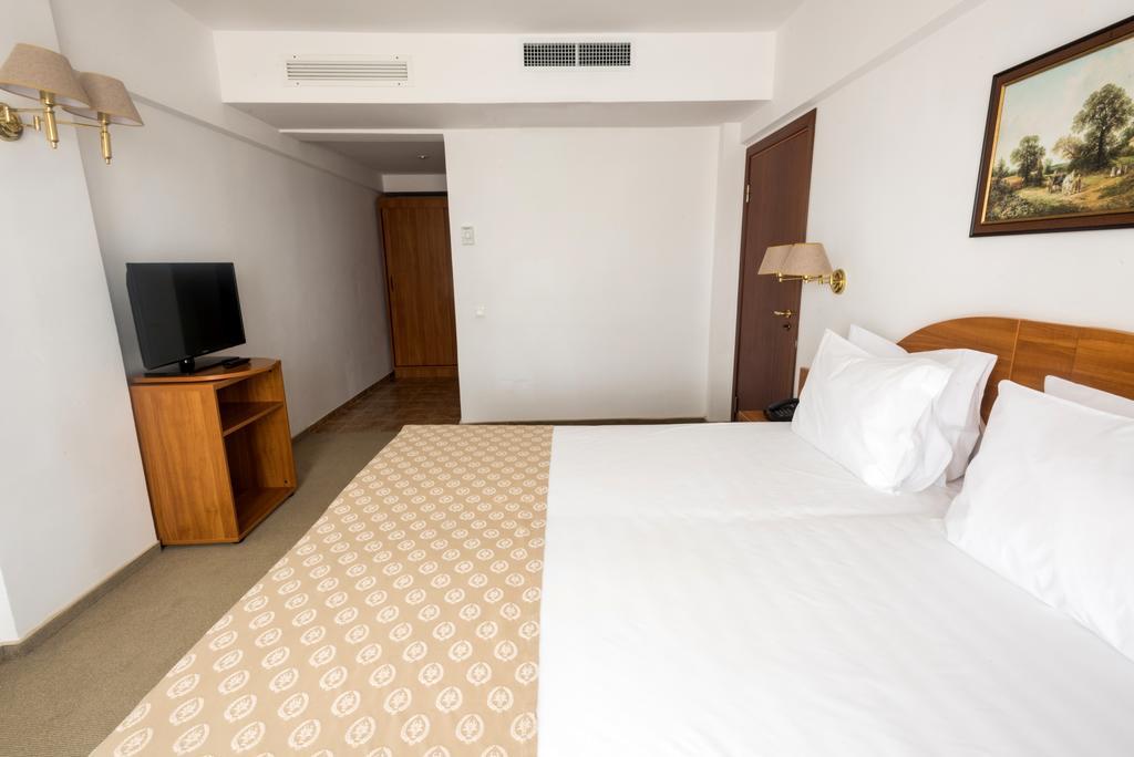 Savoy Hotel 마마이아 외부 사진