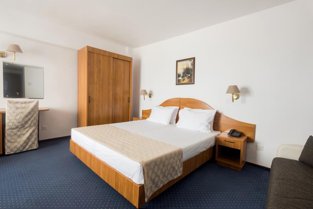 Savoy Hotel 마마이아 외부 사진