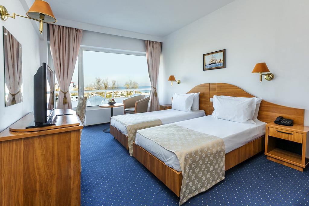Savoy Hotel 마마이아 외부 사진